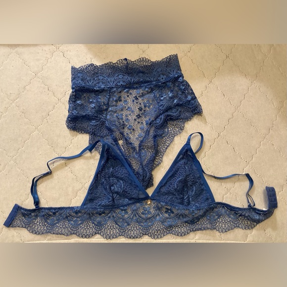 Sexy 2 piece lingerie S - Picture 2 of 5